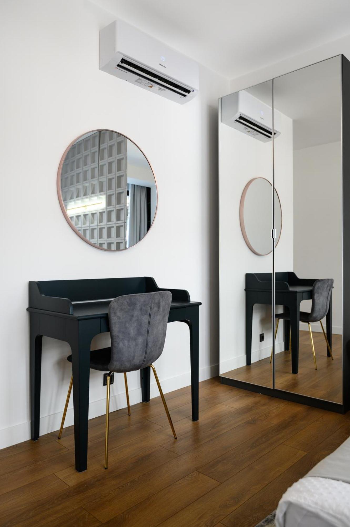 Urban Downtown Luxury Rooms And Suites Belgrad Exterior foto